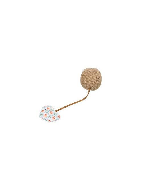 Trixie Ball with heart - játék (juta labda és szív) macskák részére (Ø4,5x18cm)