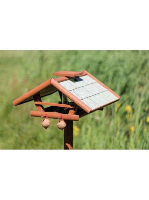Trixie Bird Feeder - Kerti madáretető (fenyőfából) vadmadarak részére (55x27x53cm)